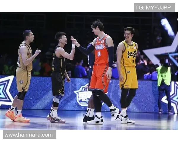 上海篮球队近期状态分析与表现评估探讨 上海篮球队近期状态分析与表现评估探讨